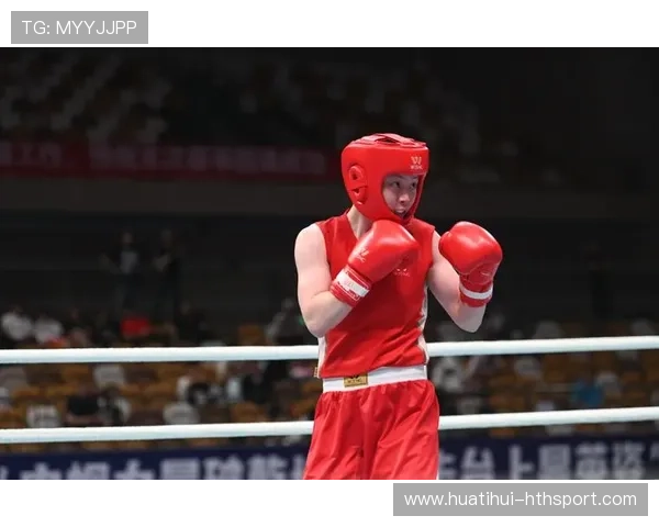 拳击裁判险些被误伤画面火速传播 拳击裁判险些被误伤画面火速传播