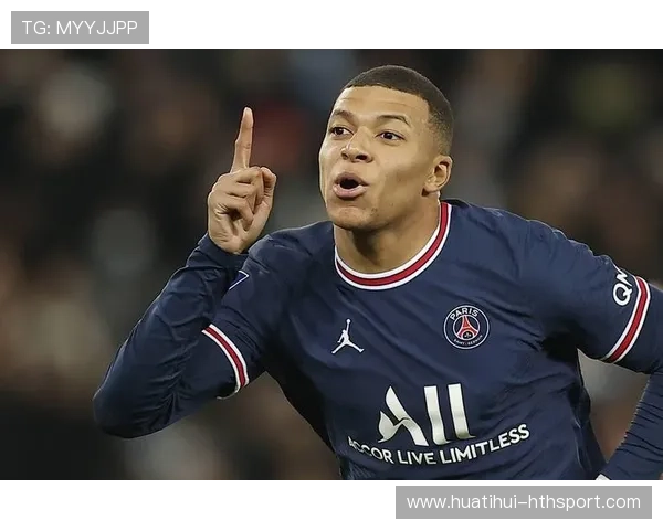 巴黎主场上演逆转好戏，姆巴佩庆祝动作引发议论